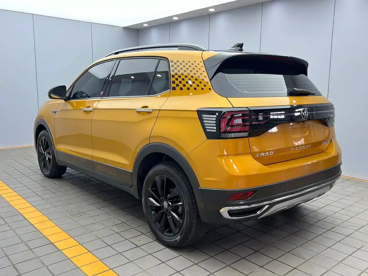 2023 Volkswagen T-Cross 280TSI DSG Luxury Edition — миниатюра 4