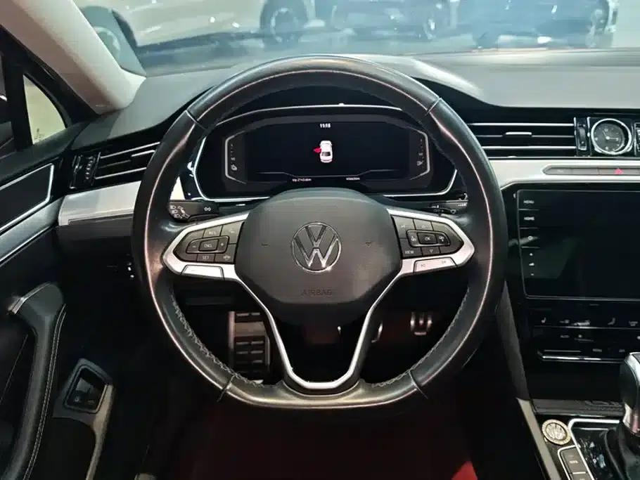 2022 Volkswagen Passat PHEV GTE Luxury Edition — миниатюра 15