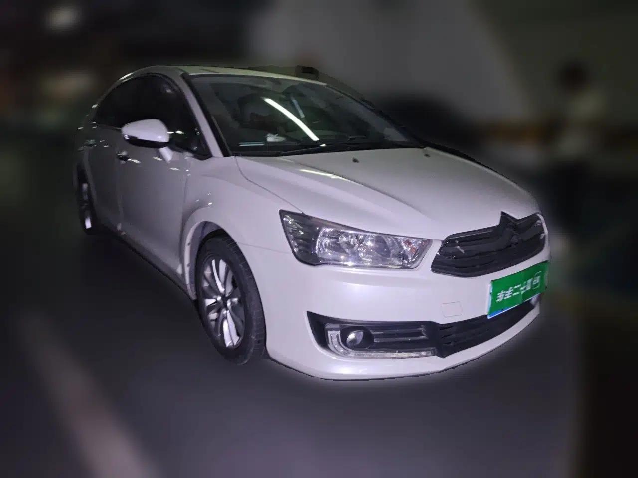 Citroen C-Quatre 2013 Sedan 1.6L Automatic Prestige Model — миниатюра 3