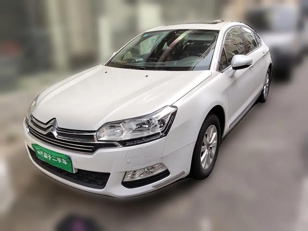 Citroen C5 2013 2.0L Automatic Enjoyment Model — миниатюра 1