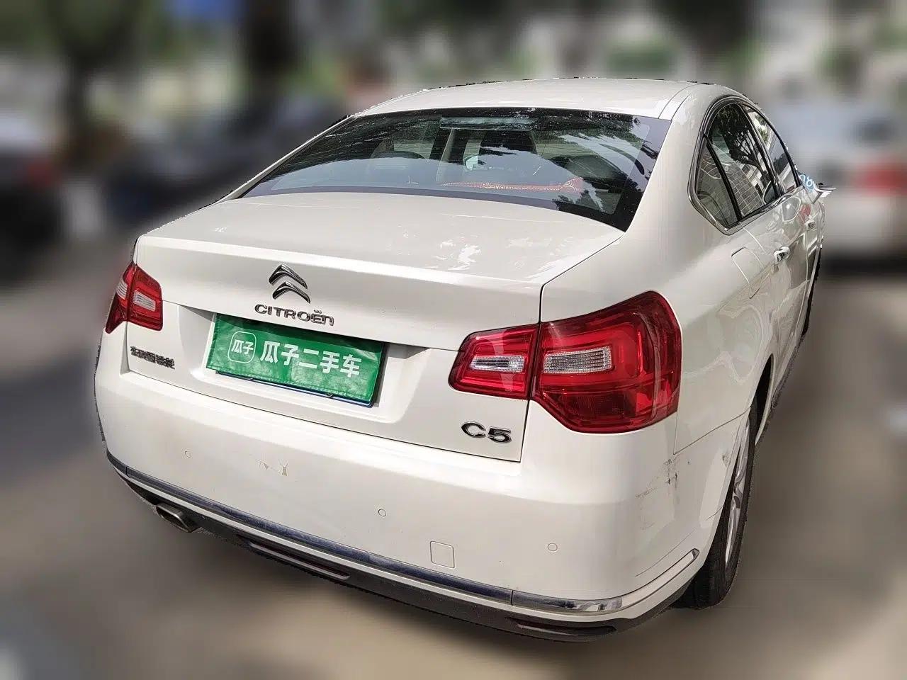 Citroen C5 2013 2.0L Automatic Enjoyment Model — миниатюра 6