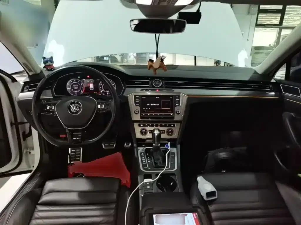 Passat Variant 2017 380TSI AWD Long Range Edition — миниатюра 10