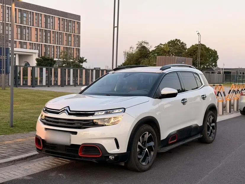Citroen C5 AIRCROSS 2017 350THP Fashion Edition — миниатюра 1
