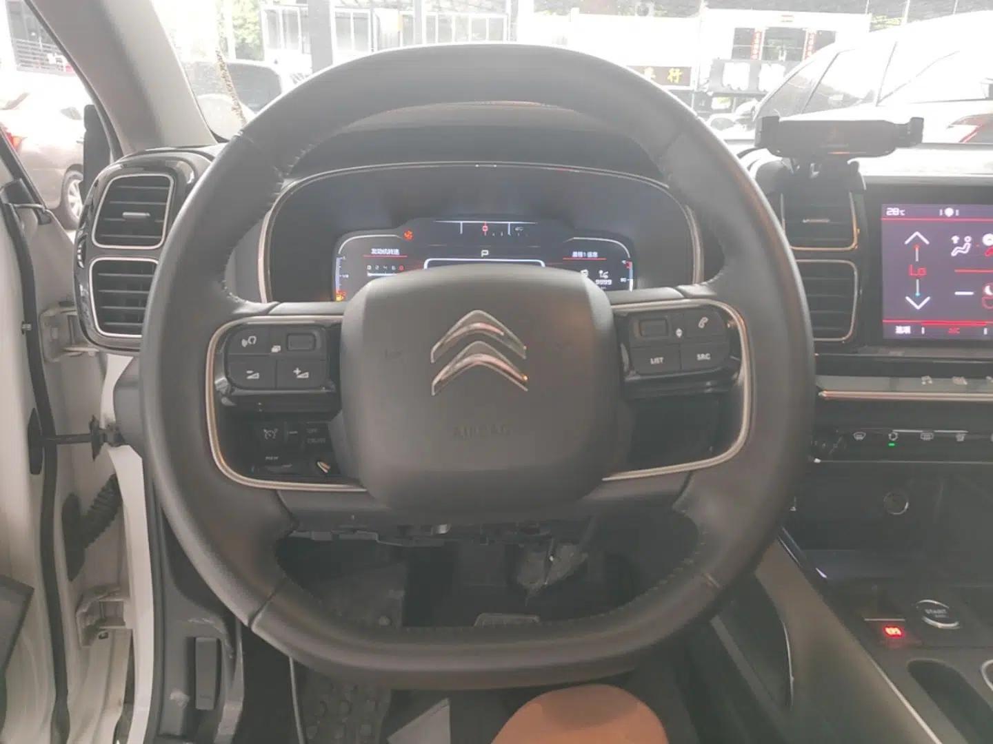 Citroen C5 AIRCROSS 2017 350THP Fashion Edition — миниатюра 18