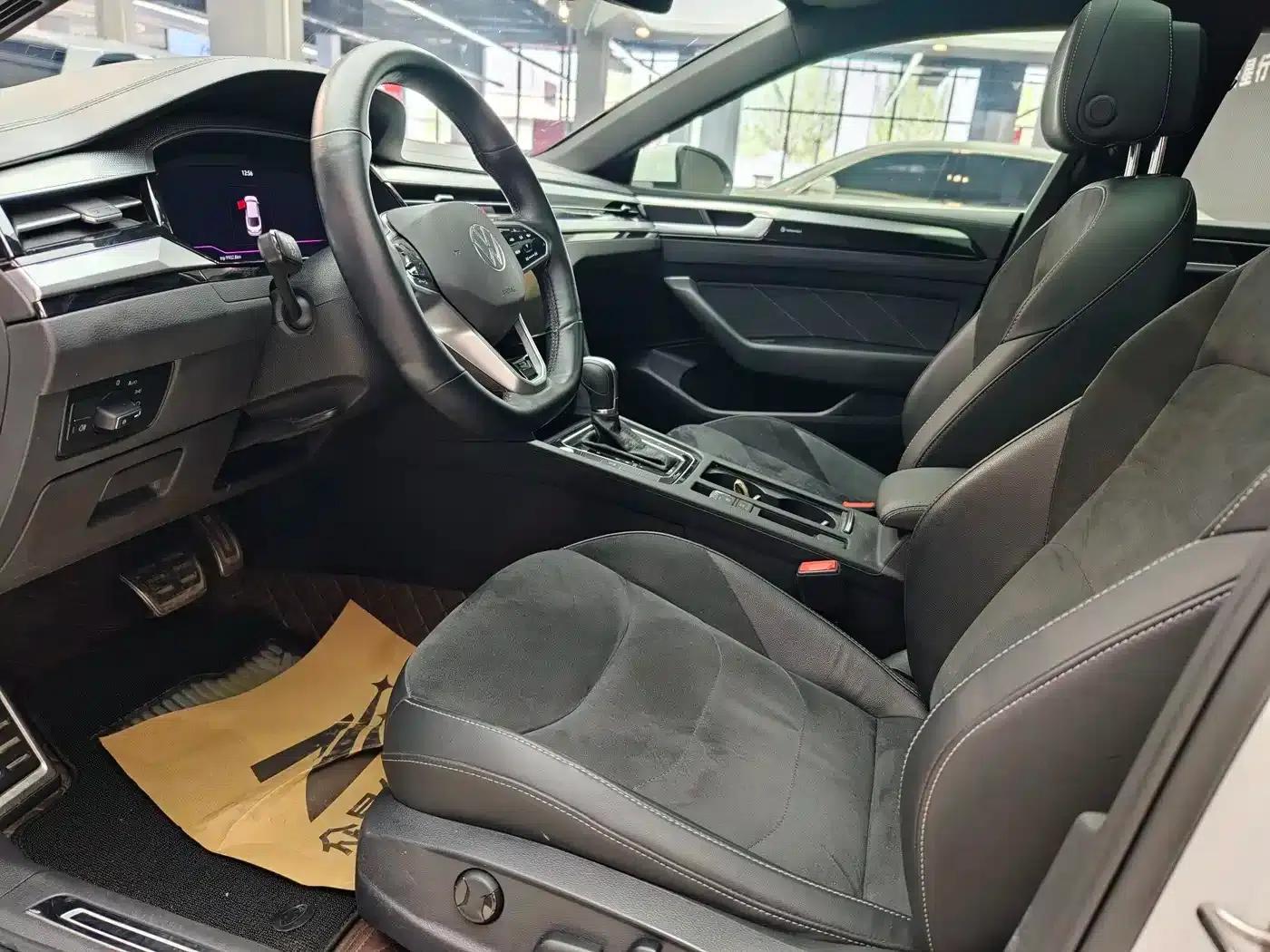 FAW-Volkswagen CC 2021 330TSI Dazzling Edition — миниатюра 3
