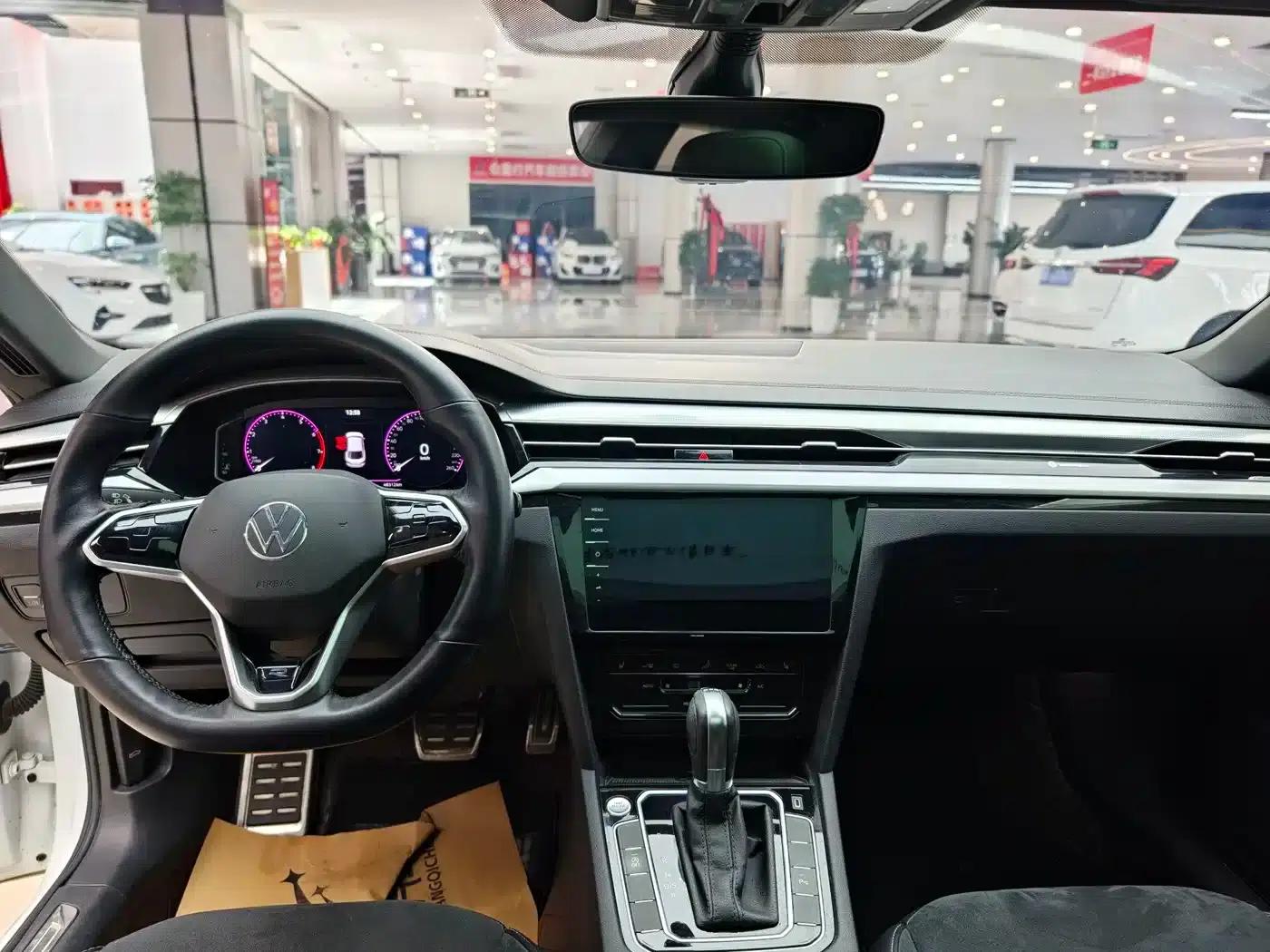 FAW-Volkswagen CC 2021 330TSI Dazzling Edition — миниатюра 7