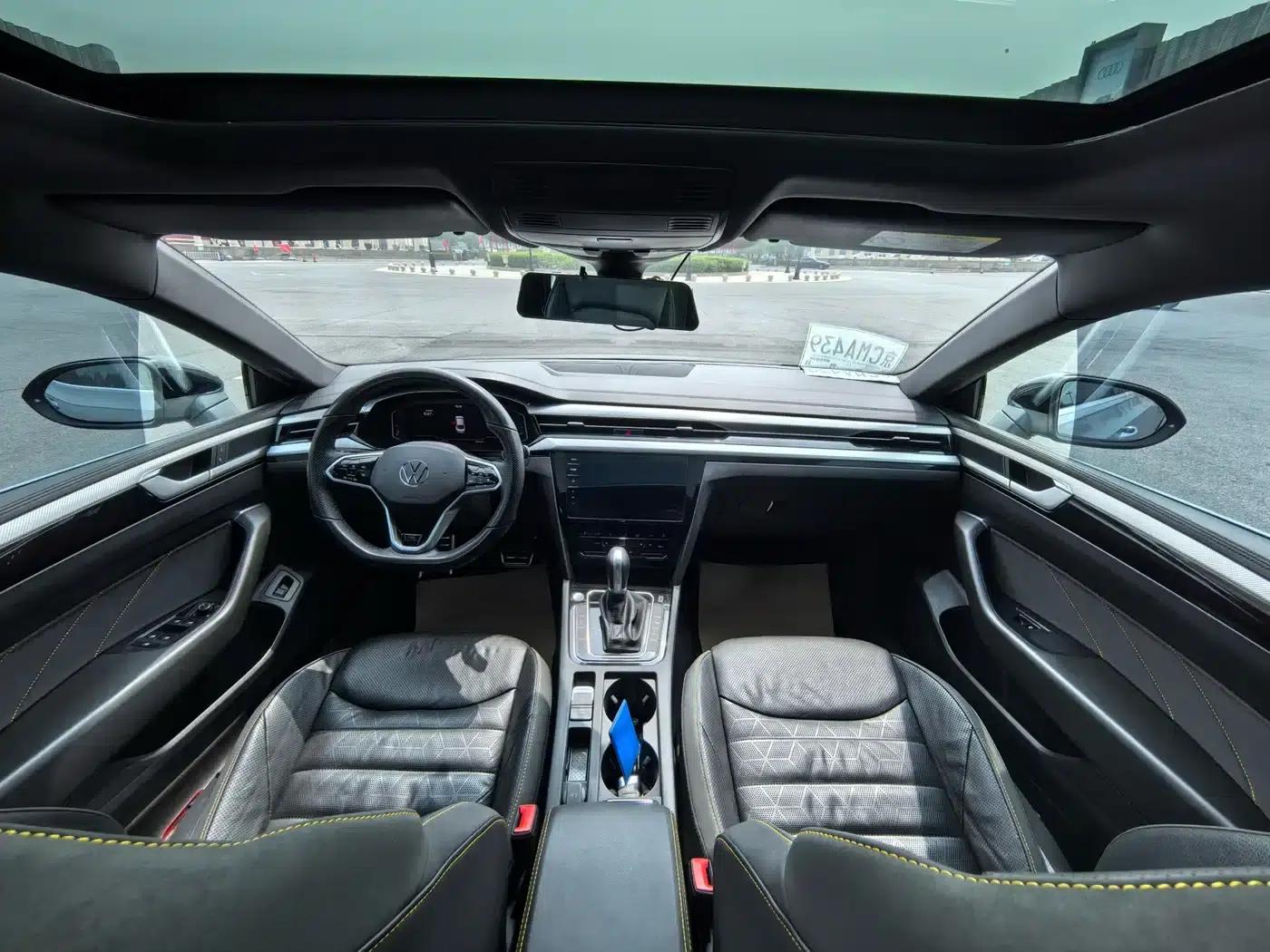 FAW-Volkswagen CC 2024 380TSI Striking Popular Edition — миниатюра 10