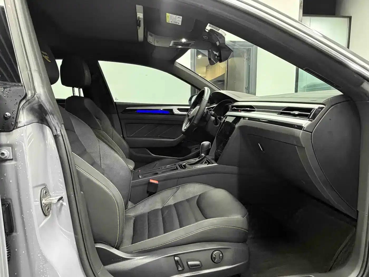 FAW-Volkswagen CC 2023 380TSI Striking Edition — миниатюра 10