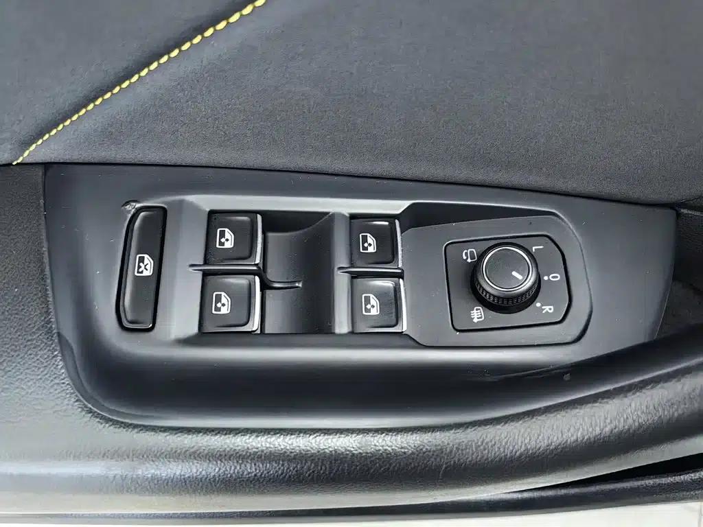 FAW-Volkswagen CC 2021 380TSI Brilliant Edition — миниатюра 9