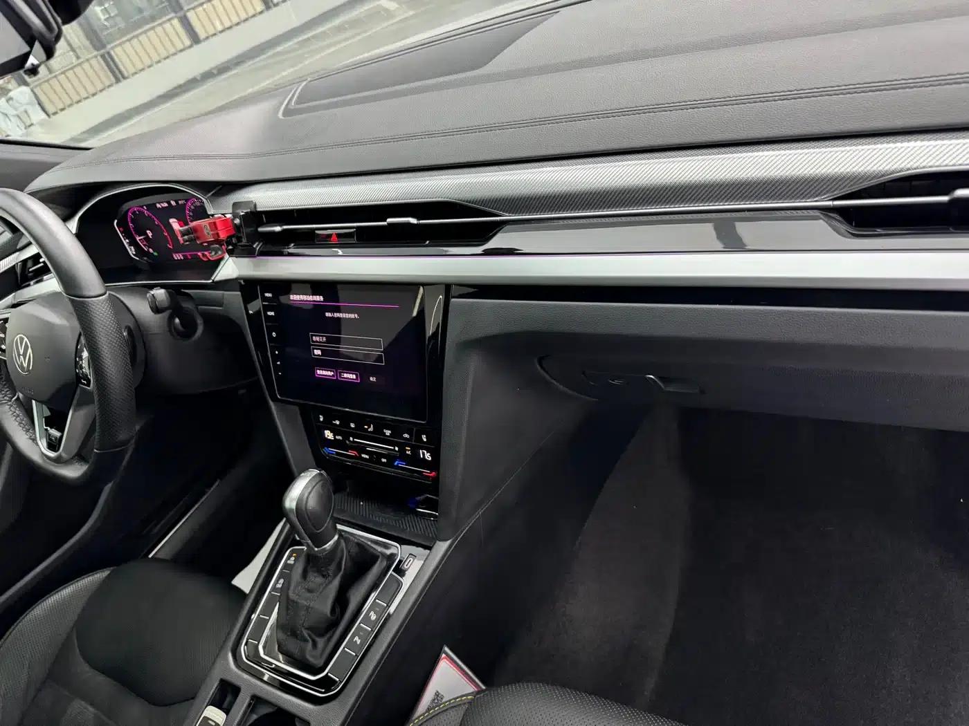 FAW-Volkswagen CC 2021 380TSI Striking Edition 30th Anniversary Edition — миниатюра 11