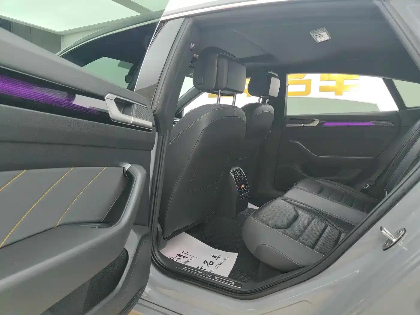 FAW-Volkswagen CC 2023 380TSI Striking Edition — миниатюра 9