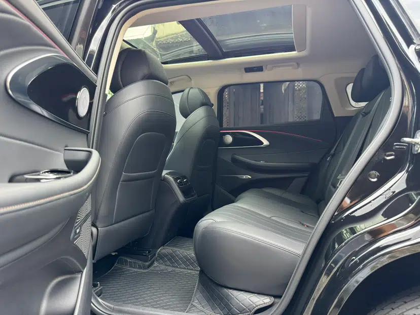 EXEED Lingyun 2025 300T Two-Wheel Drive Starry Edition — миниатюра 37