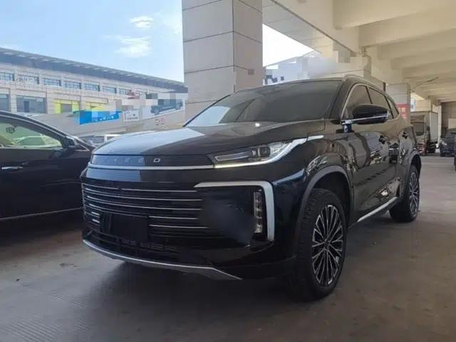 EXEED Lingyun 2025 300T Two-Wheel Drive Starry Edition