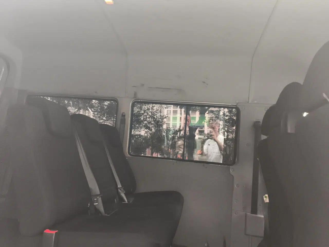 Iveco Daily 2023 2.5T A35M1 Short Wheelbase Mid-Height Single-Tire Side-Sliding Door 5–9 Seats — миниатюра 18