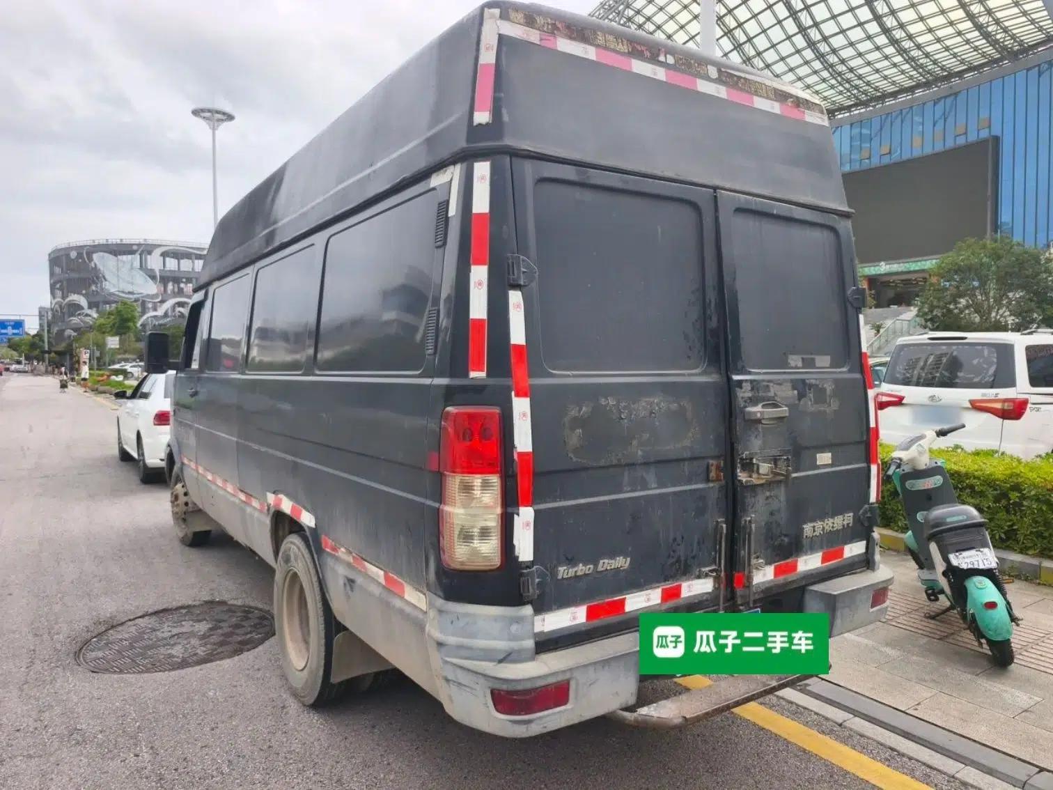Iveco Daily 2014 2.8T-V40 NJ5044XXY3A43S4 — миниатюра 4