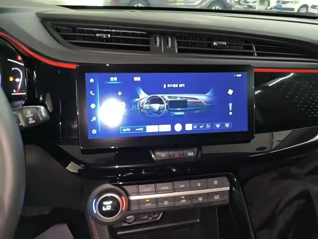 Dongfeng Fengshen AX7 2022 Mach Edition 1.5T DCT DF41 — миниатюра 13