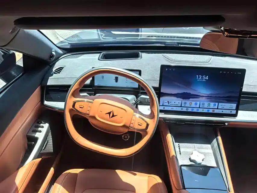 eπ007 2024 Pure Electric 620 Ruyi Edition — миниатюра 5