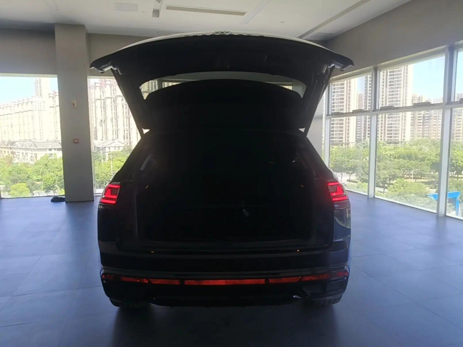 Volkswagen Teramont X 2024 380TSI Four-Wheel Drive Longxiang Edition — миниатюра 22