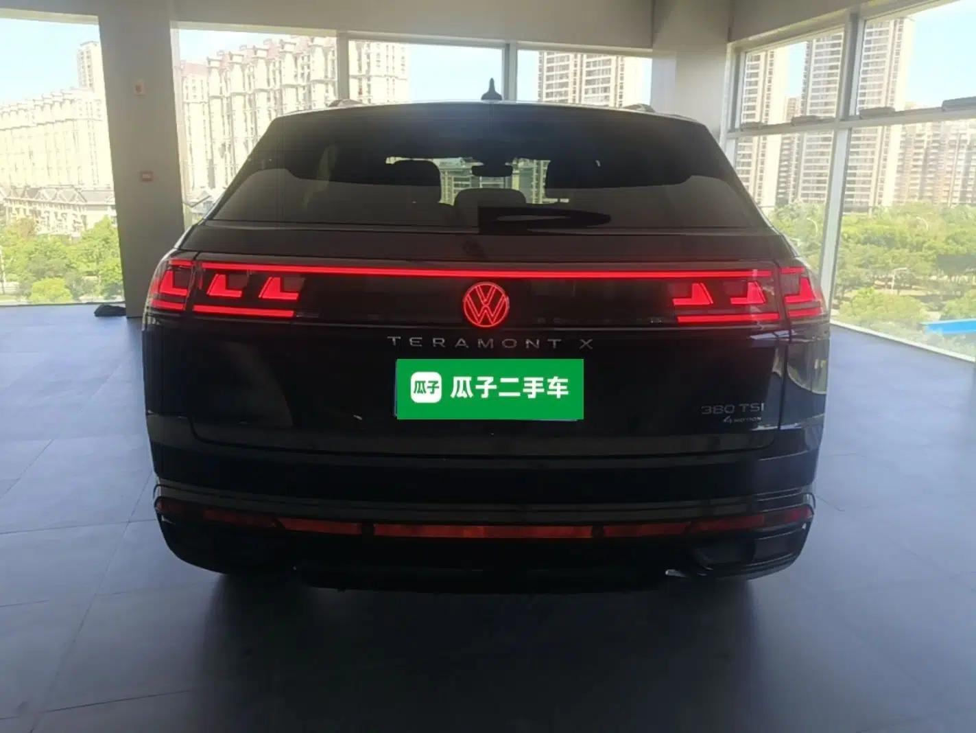 Volkswagen Teramont X 2024 380TSI Four-Wheel Drive Longxiang Edition — миниатюра 5