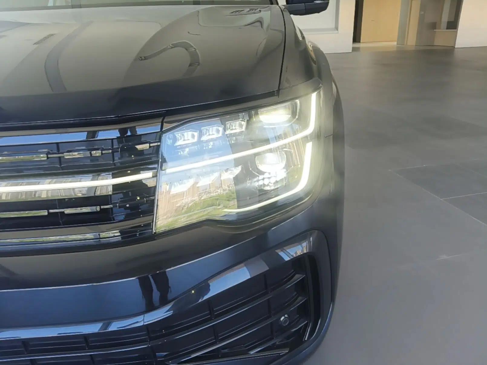 Volkswagen Teramont X 2024 380TSI Four-Wheel Drive Longxiang Edition — миниатюра 8
