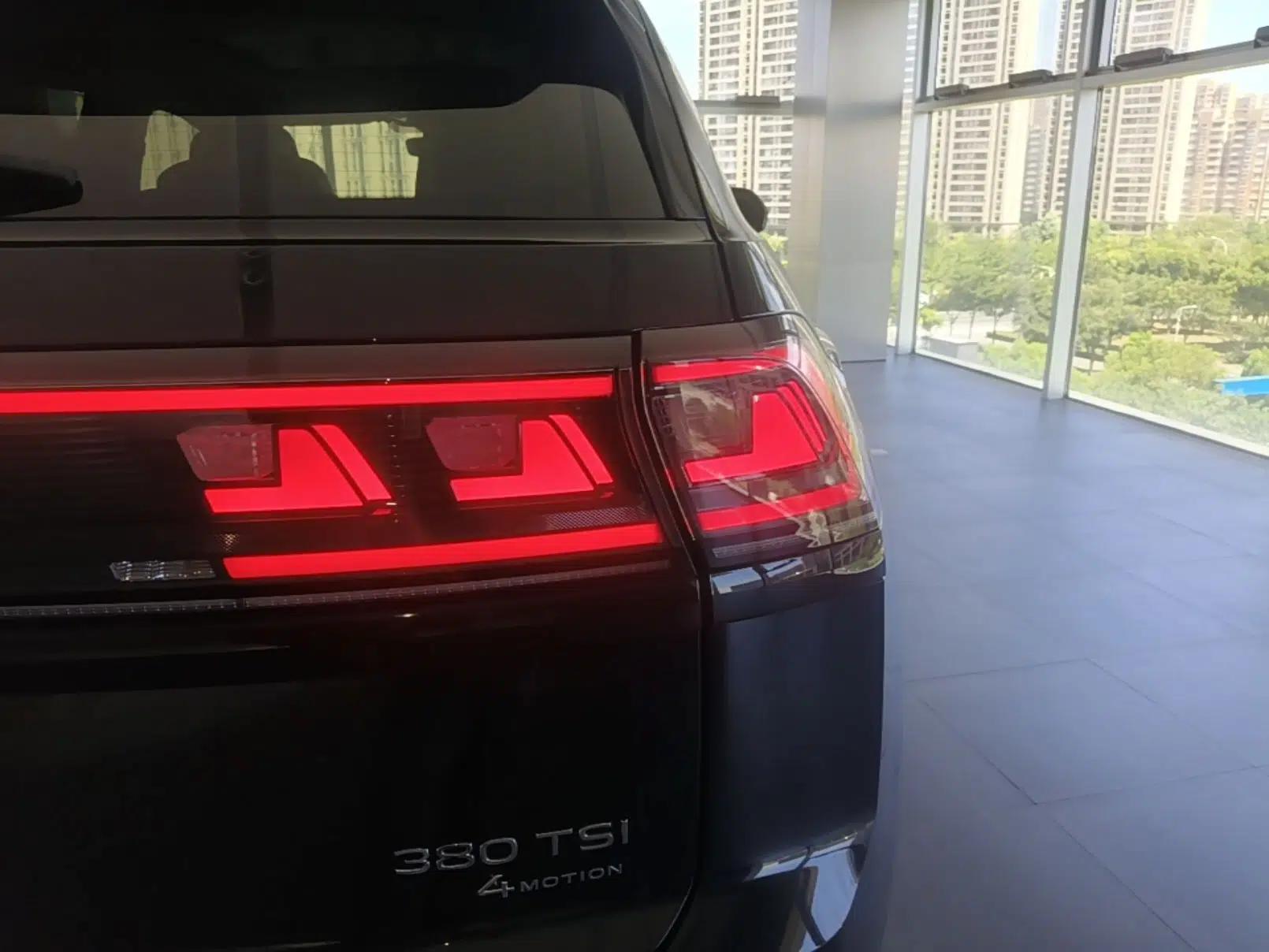 Volkswagen Teramont X 2024 380TSI Four-Wheel Drive Longxiang Edition — миниатюра 9