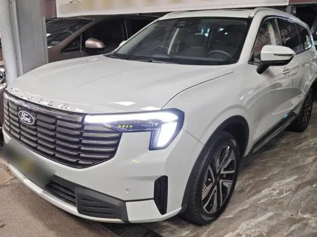 Ford Equator New Energy 2025 Luxury Edition
