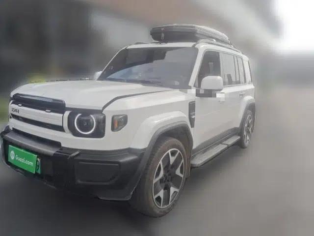 iCAR V27 2026 Model 200KM Four-Wheel Drive Falcon 500