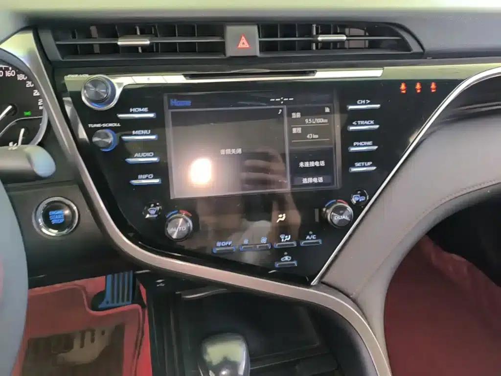 2018 Camry 2.5G Luxury Edition — миниатюра 13