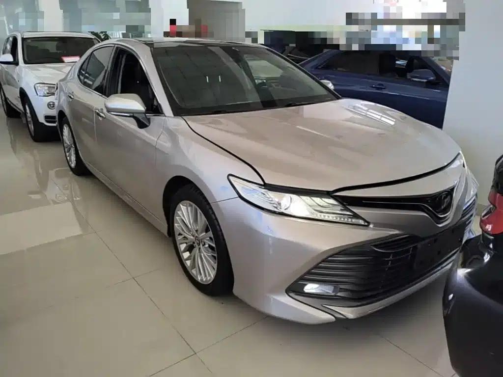 2018 Camry 2.5G Luxury Edition — миниатюра 4