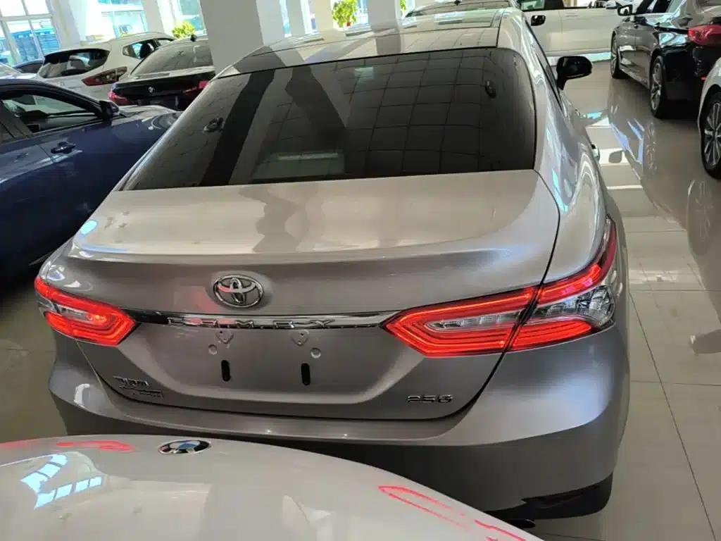 2018 Camry 2.5G Luxury Edition — миниатюра 6