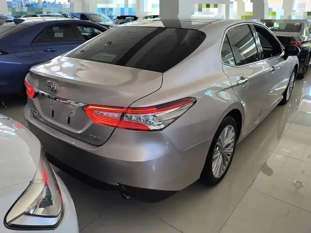 2018 Camry 2.5G Luxury Edition — миниатюра 7