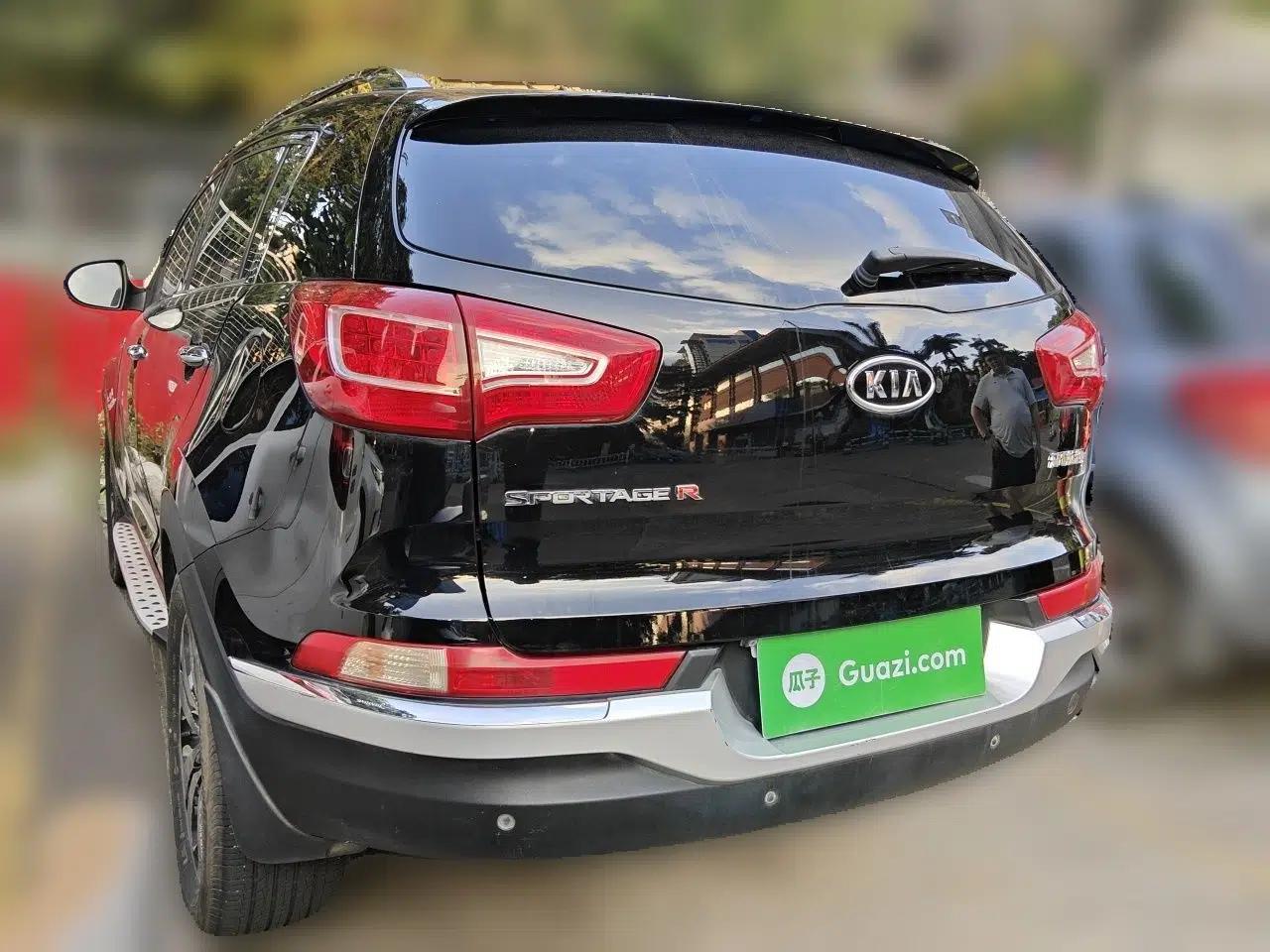 Kia Sportage R 2012 2.0L Automatic Two-Wheel Drive NAVI — миниатюра 4