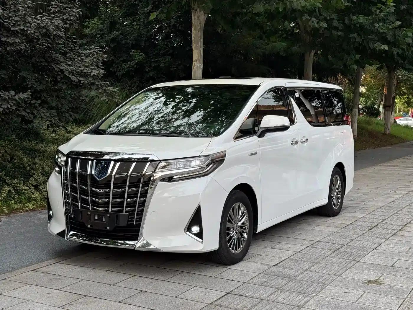 2021 Alphard Hybrid 2.5L Premium Edition — миниатюра 1