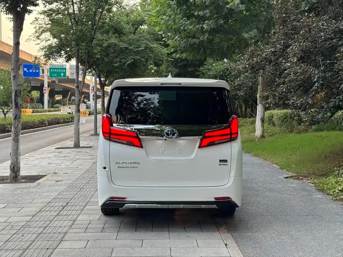 2021 Alphard Hybrid 2.5L Premium Edition — миниатюра 8