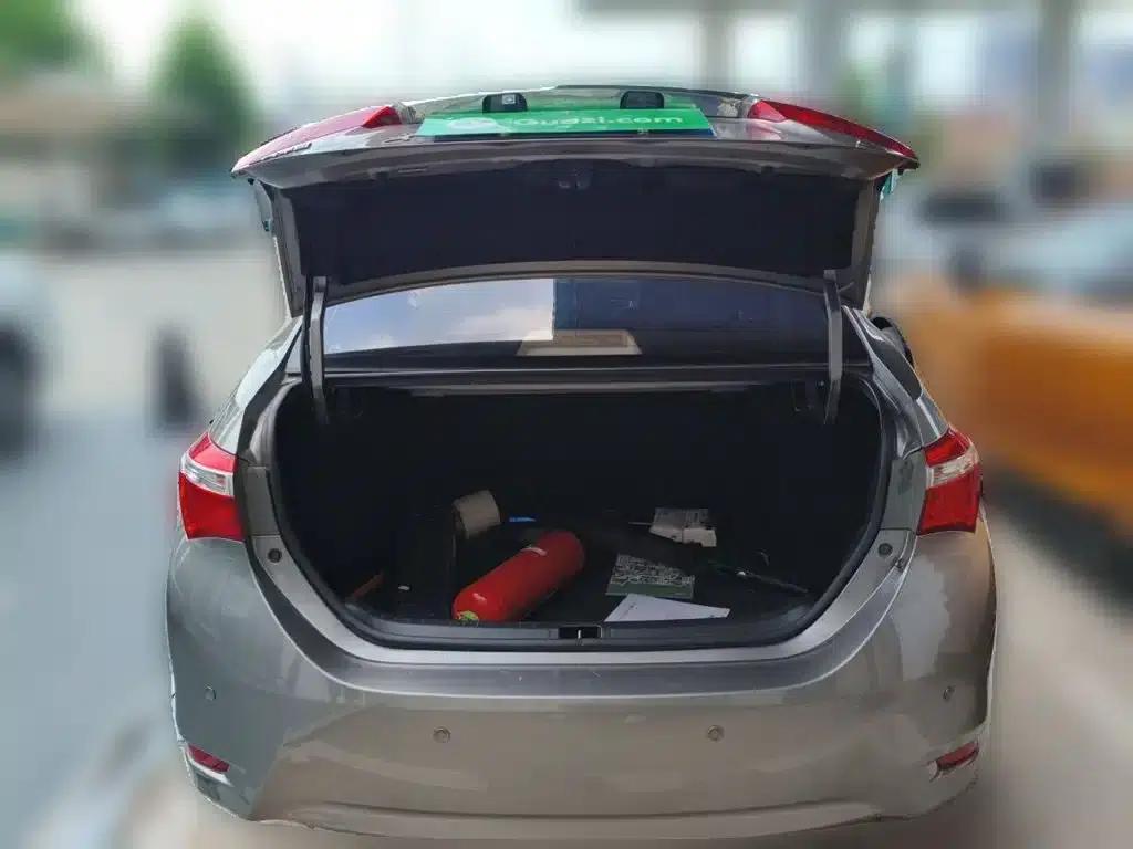 2014 Corolla 1.6L CVT GL — миниатюра 15