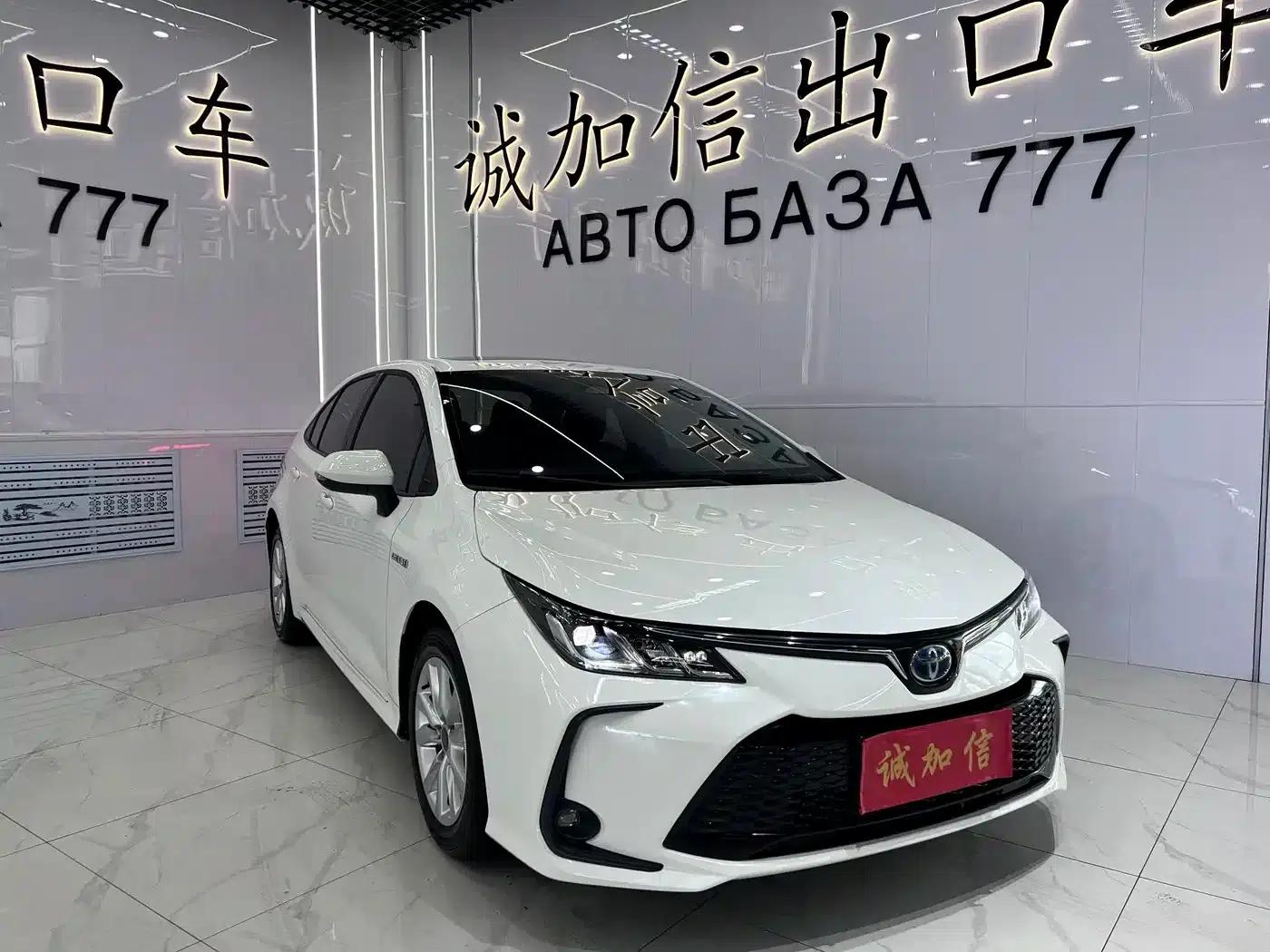 2023 Toyota Corolla 1.8L Intelligent Hybrid Elite Edition — миниатюра 3
