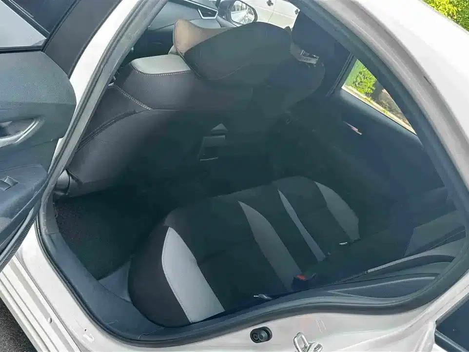 2022 Toyota Corolla 1.2T S-CVT Pioneer PLUS Edition — миниатюра 5