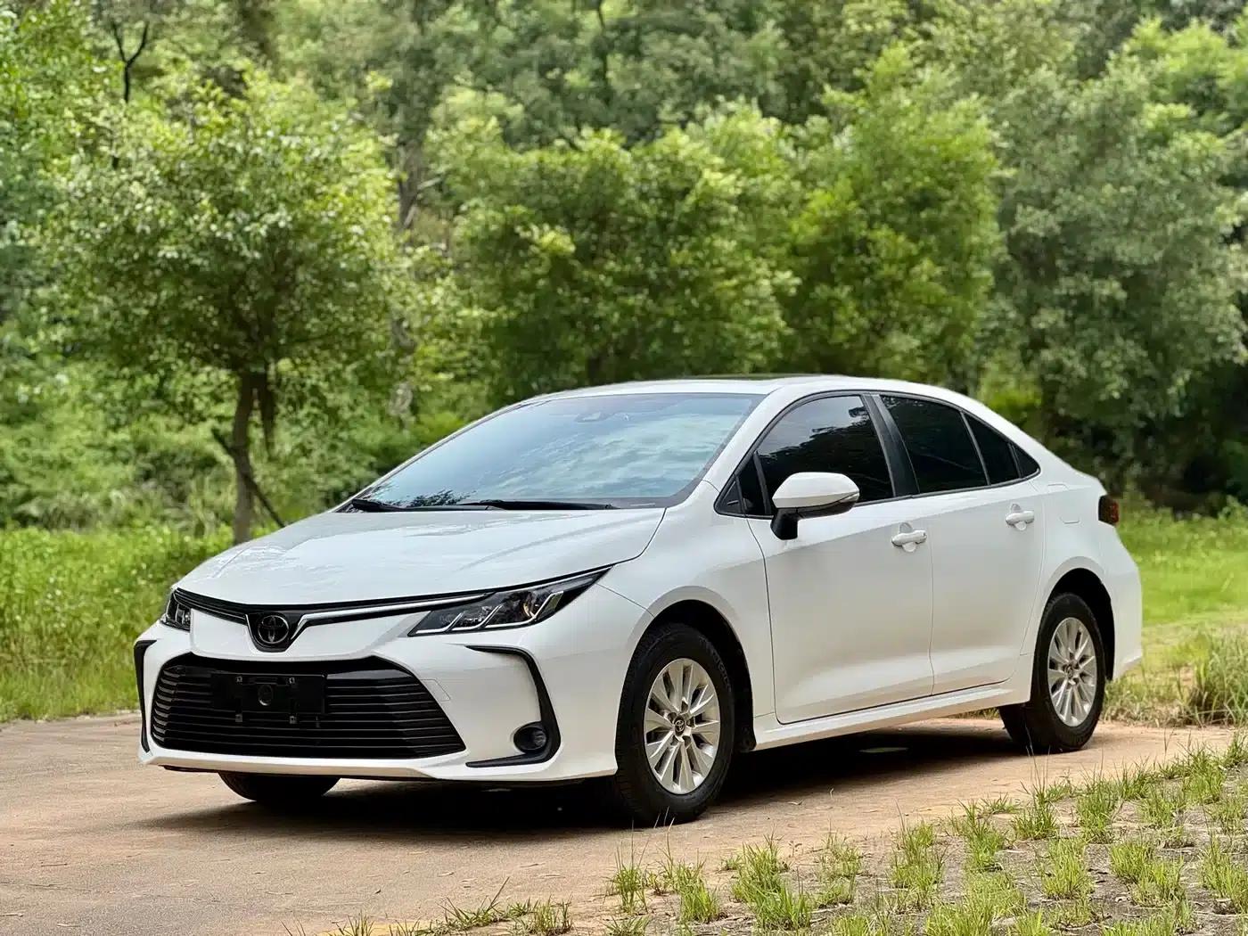 2021 Toyota Corolla 1.2T S-CVT Elite Edition — миниатюра 1