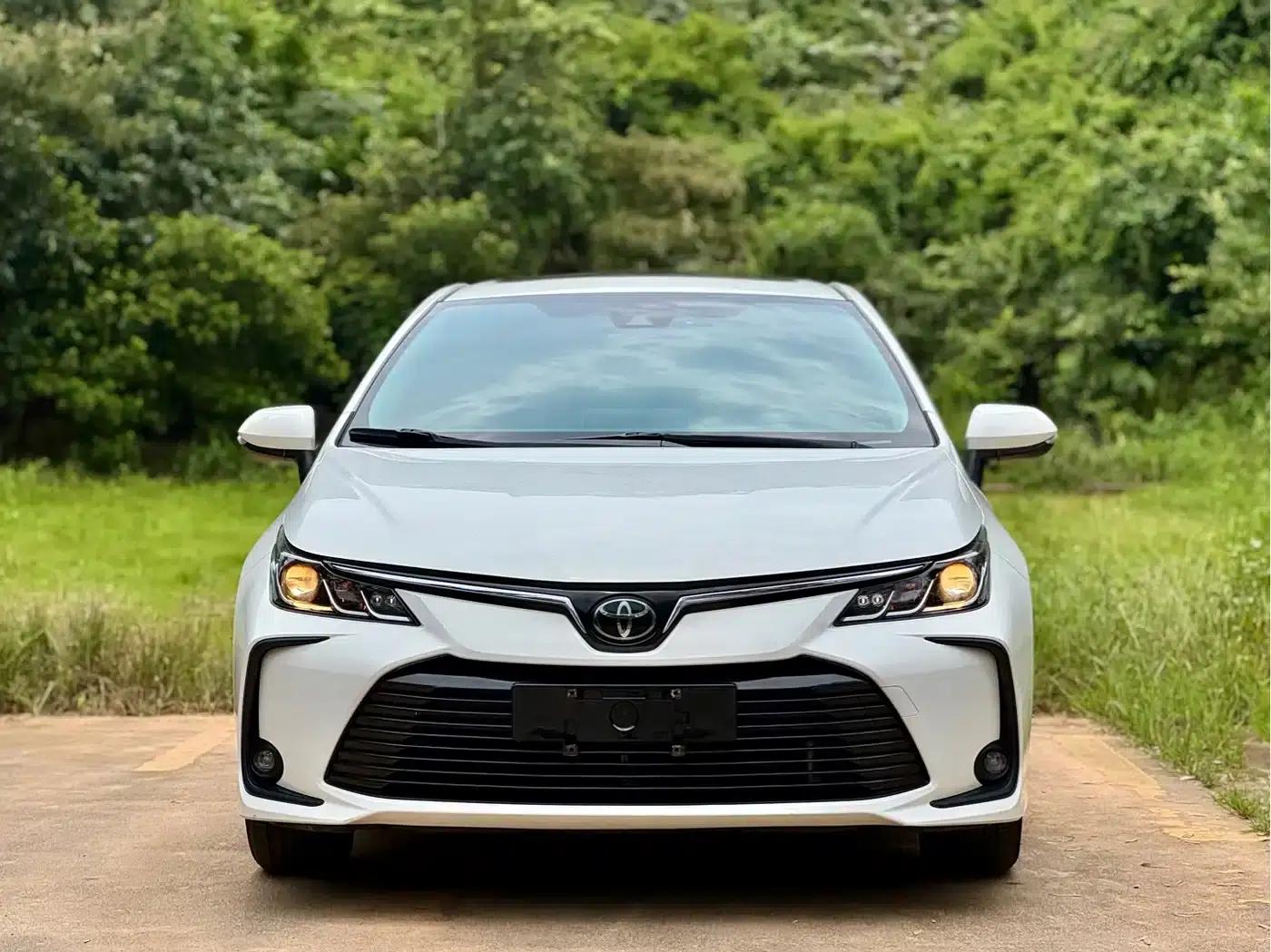 2021 Toyota Corolla 1.2T S-CVT Elite Edition — миниатюра 2