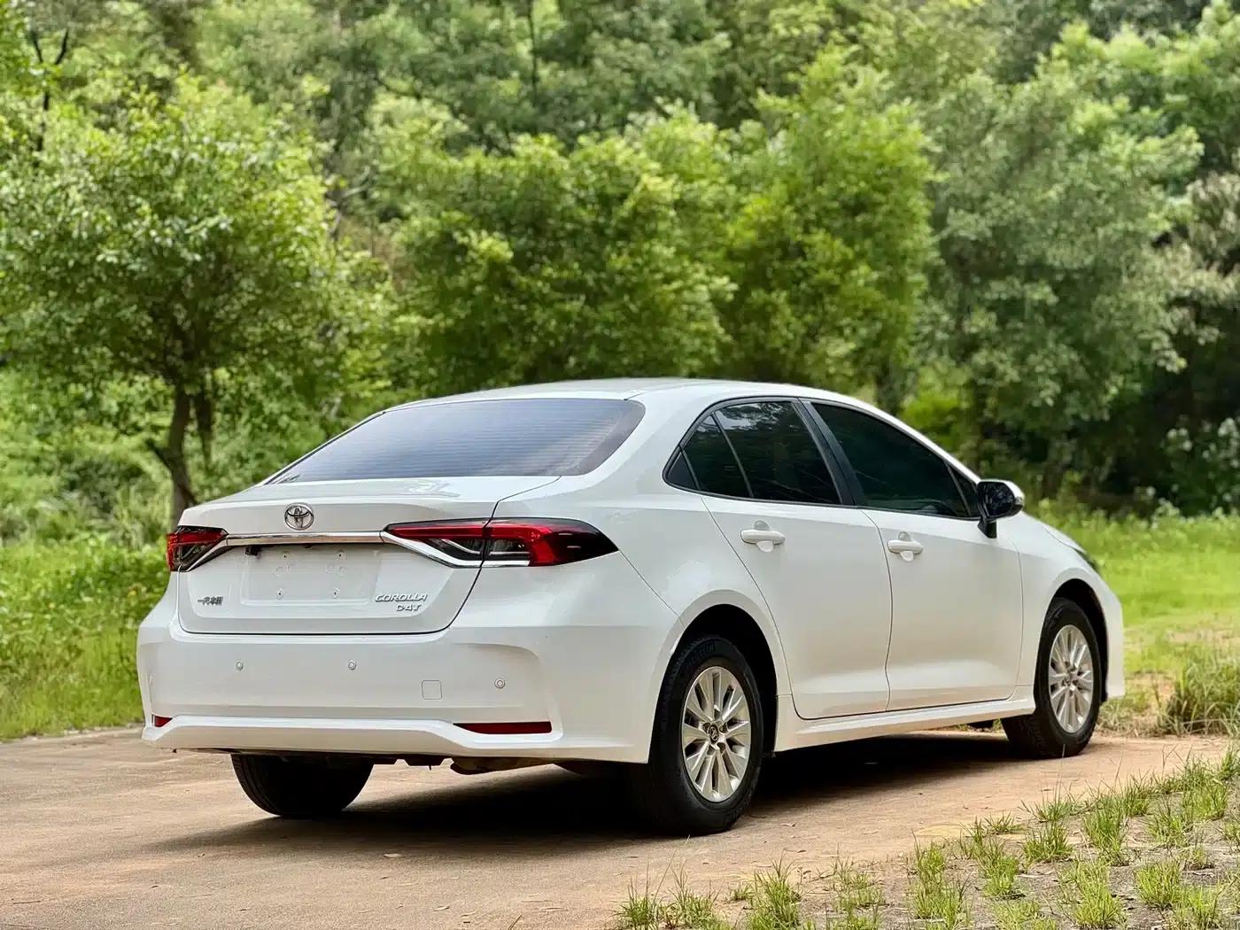 2021 Toyota Corolla 1.2T S-CVT Elite Edition — миниатюра 4
