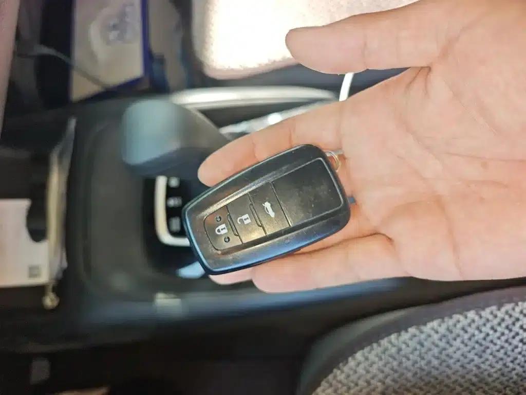 2021 Toyota Corolla Hybrid 1.8L E-CVT Elite Edition — миниатюра 12