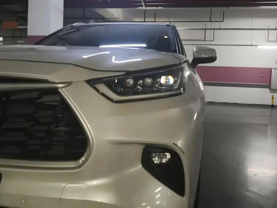 2022 Toyota Highlander 380T AWD Luxury 7-seater — миниатюра 5