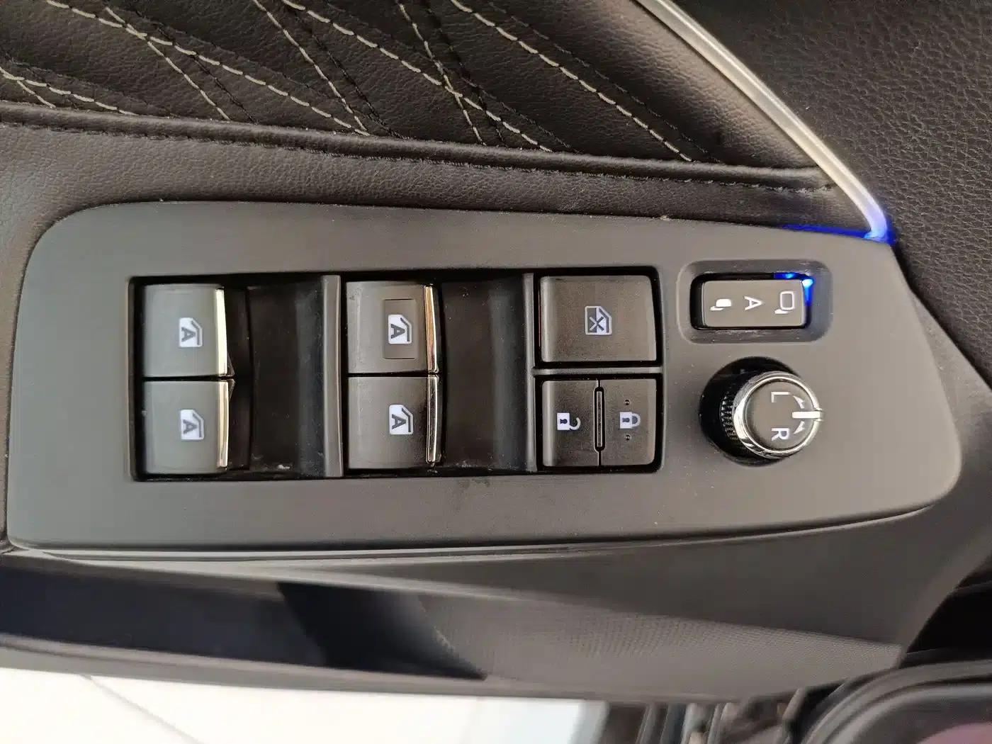 2019 Toyota Avalon 2.5L Touring Premium Edition (National V Emission Standard) — миниатюра 9