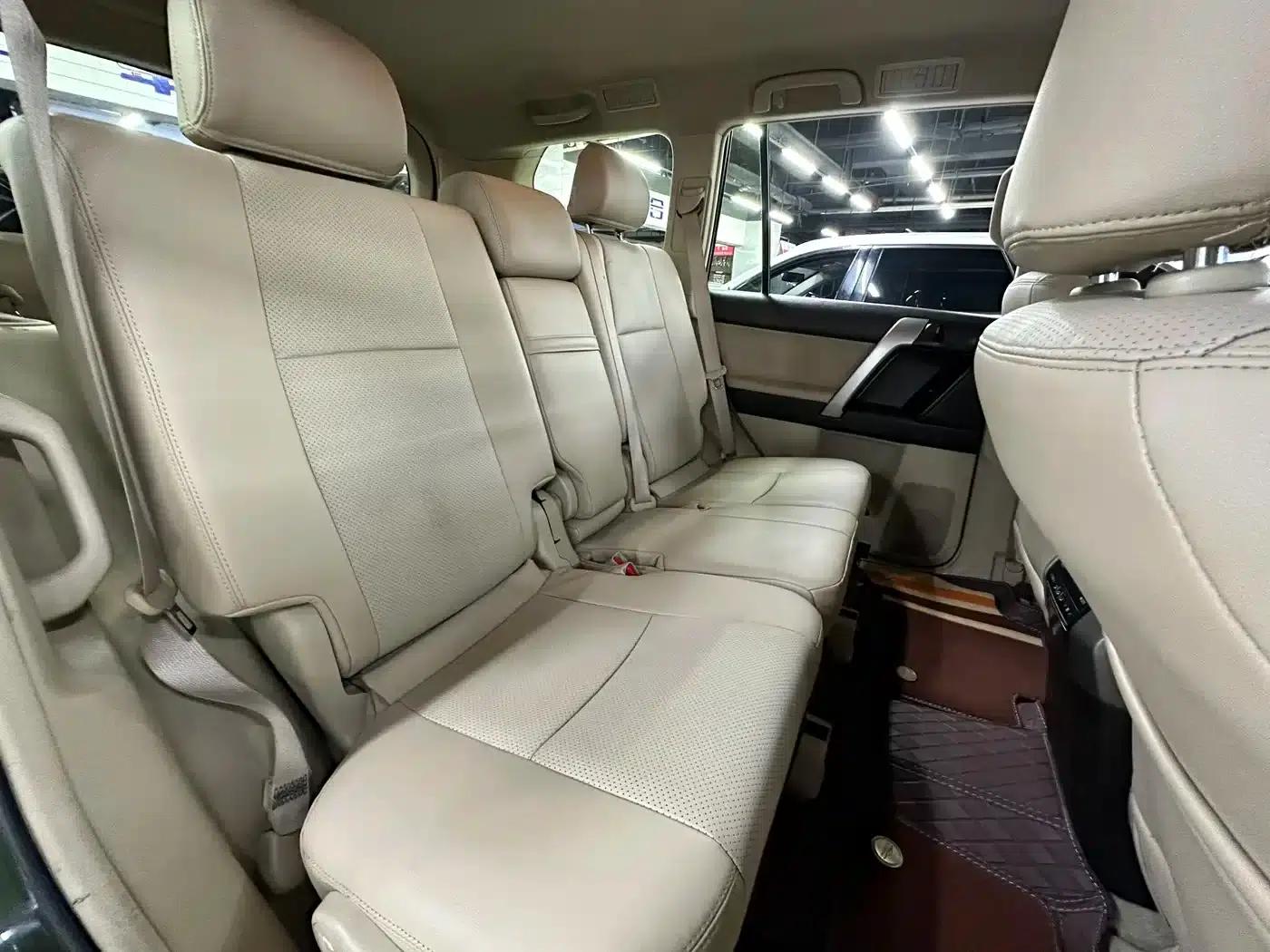 Prado (Imported) 2010 2.7L Automatic Luxury Edition — миниатюра 15