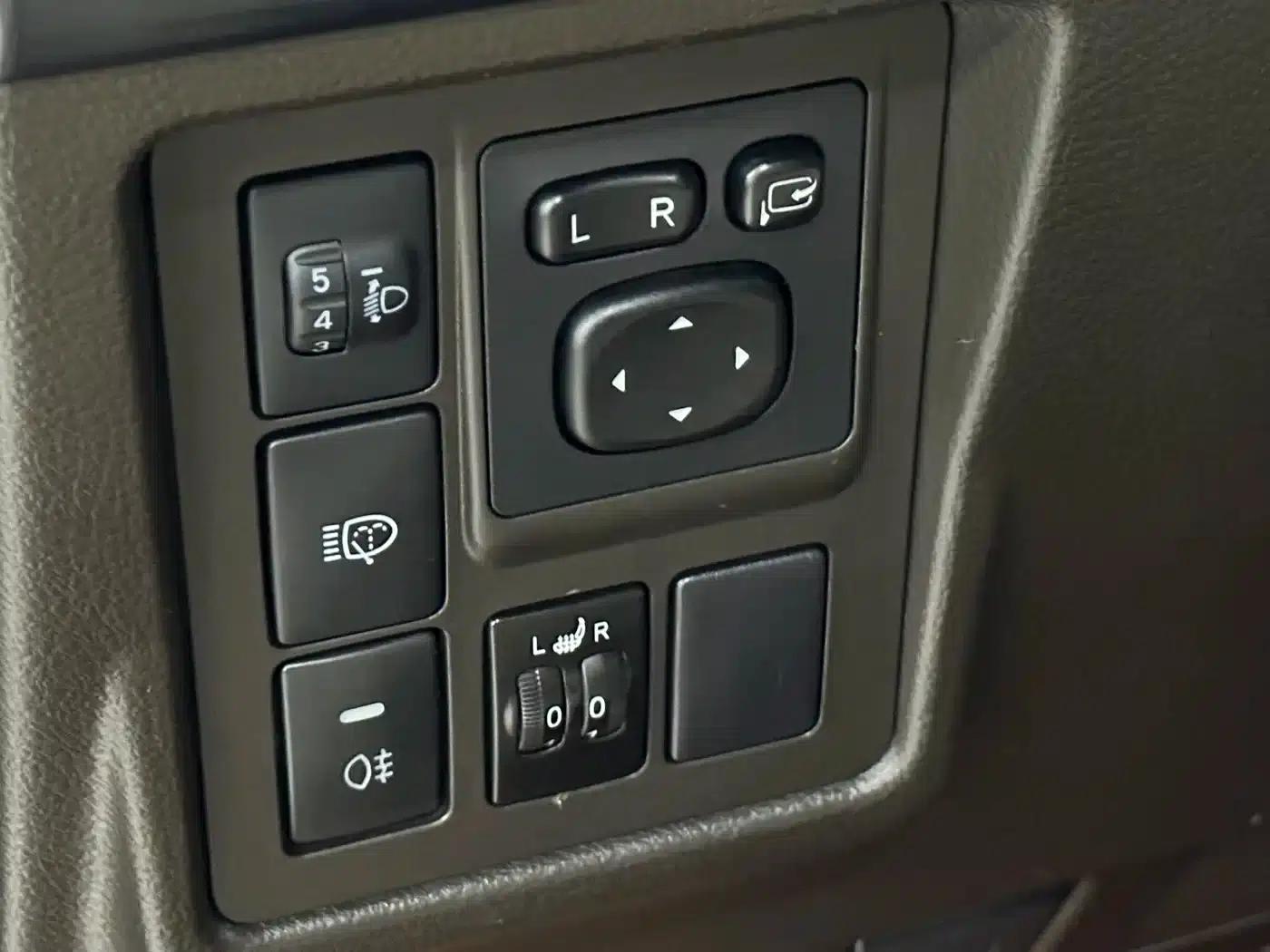 Prado (Imported) 2010 2.7L Automatic Luxury Edition — миниатюра 29
