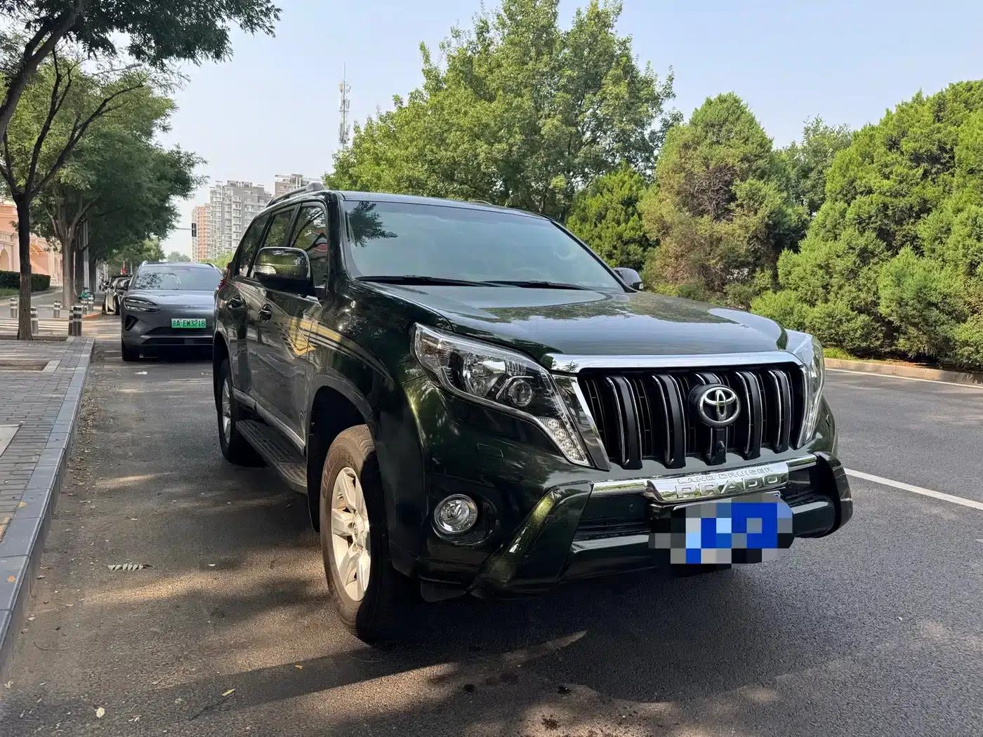 2016 Prado (Imported) 4.0L Automatic — миниатюра 3