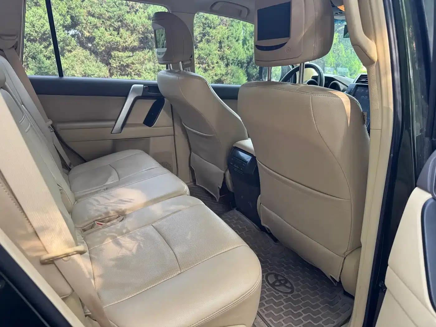 2016 Prado (Imported) 4.0L Automatic — миниатюра 8