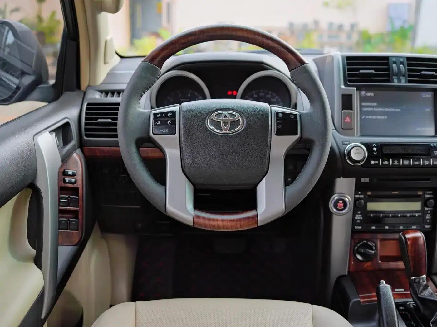 Prado (Imported) 2010 2.7L Automatic Luxury Edition — миниатюра 9