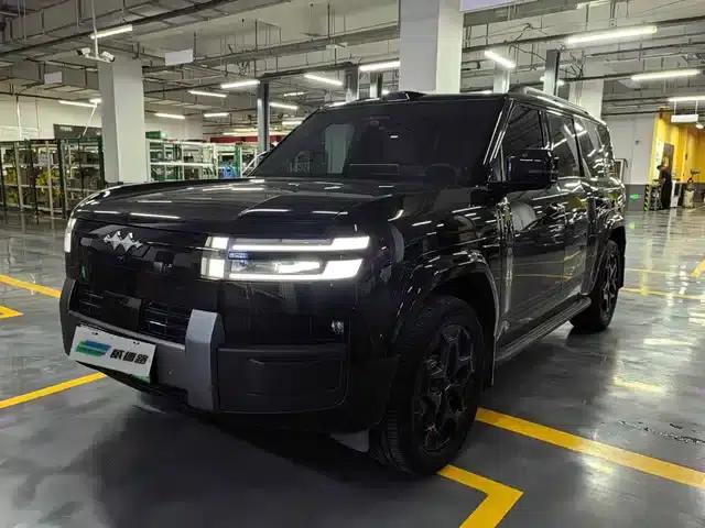 Titanium 7 2025 Model 190KM 4WD Ultra Edition