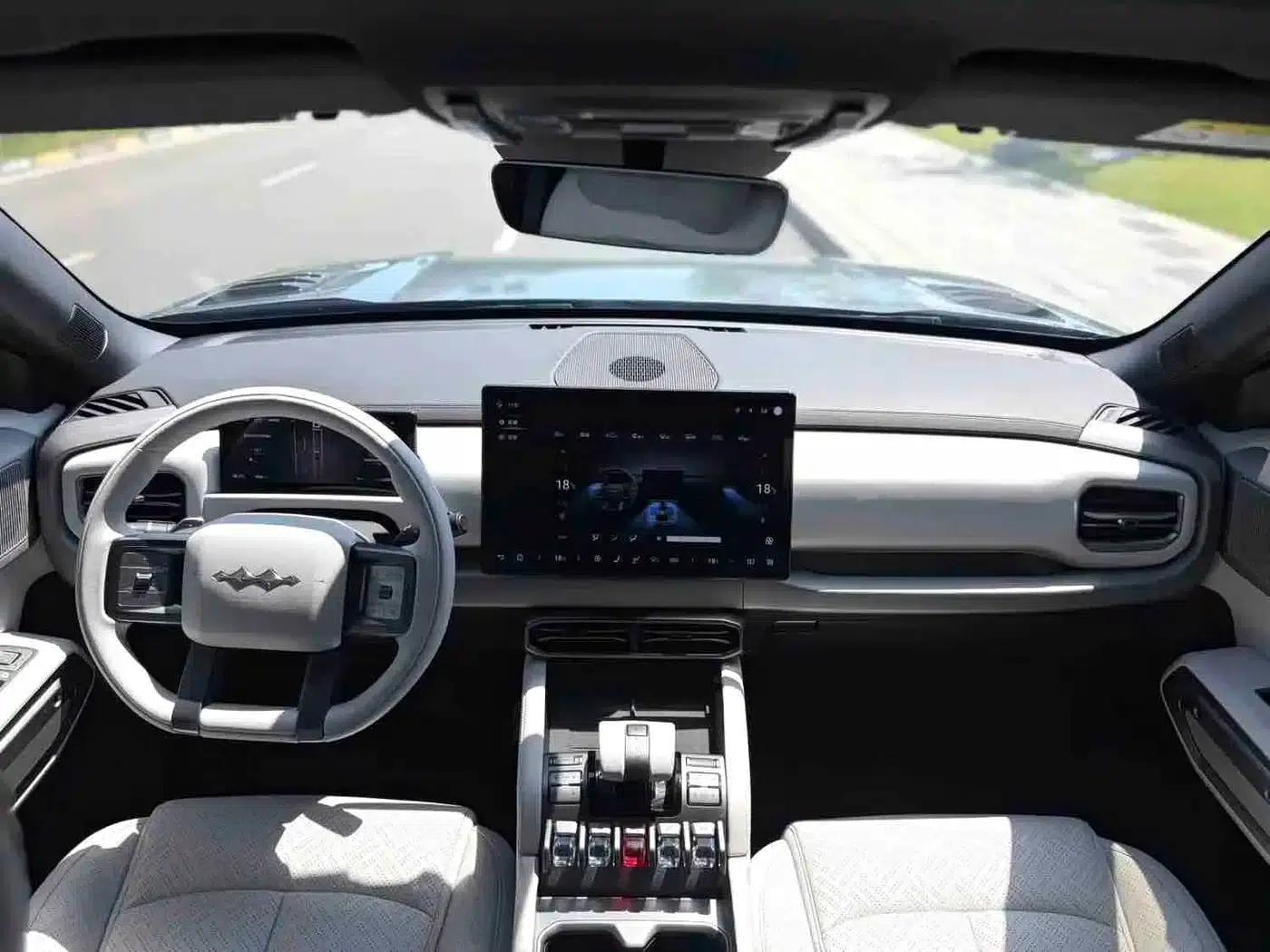 Titanium 3 2025 Model 501KM Rear-Wheel Drive Max Edition — миниатюра 5